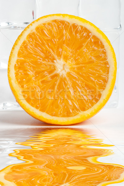 Pomarańczy powodzi refleksji lodu biały deser Zdjęcia stock © chesterf