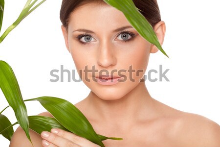 Hoja verde mujer primer plano cara retrato Foto stock © chesterf