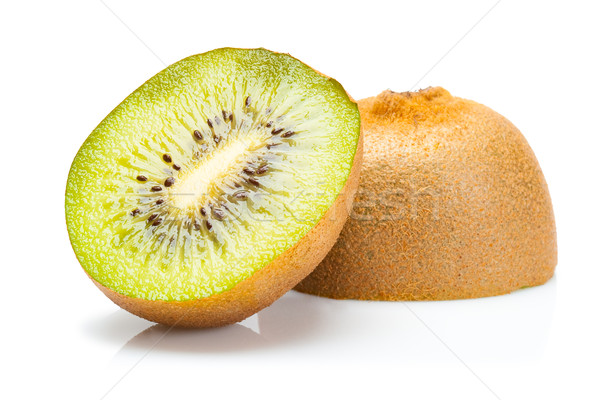 Izolat proaspăt kiwi fruct verde fundal Imagine de stoc © chesterf