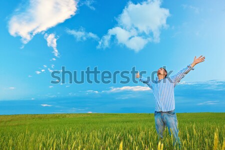 Foto stock: Hombre · campo · auriculares · verano · música