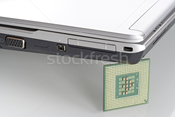 Laptop tehnologie proiect mouse comunicare circuit Imagine de stoc © cheyennezj