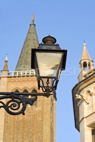 Lanterna lumina portocaliu biserică piatră istorie Imagine de stoc © cheyennezj