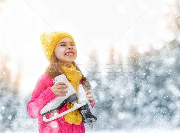 Fille skate cute petite fille extérieur sourire [[stock_photo]] © choreograph