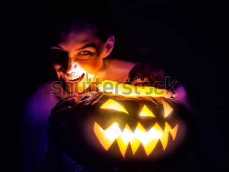 Halloween jour effrayant sorcière sourire visage [[stock_photo]] © choreograph