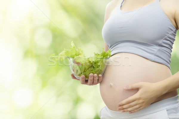 Egészségesen enni étel gyönyörű terhesség nő nők Stock fotó © choreograph