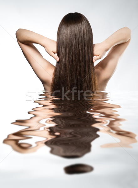 Longo cabelo castanho beleza mulher mão moda Foto stock © choreograph