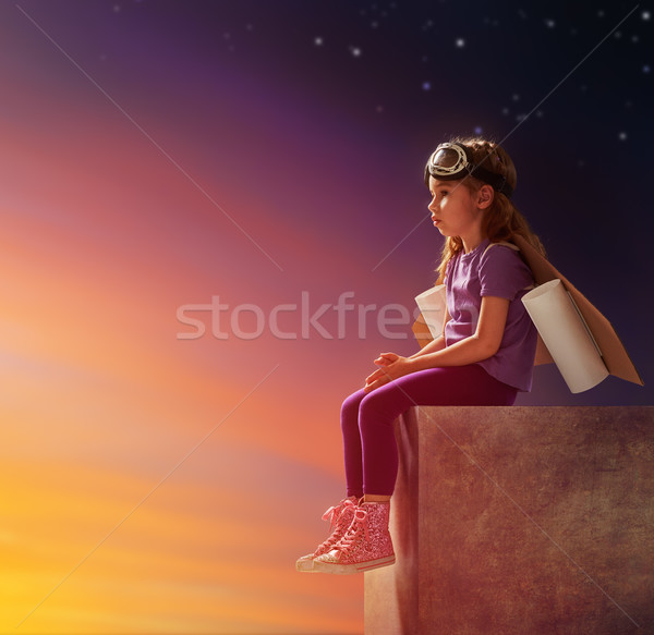Stockfoto: Astronaut · kind · kostuum · meisje · glimlach · zomer