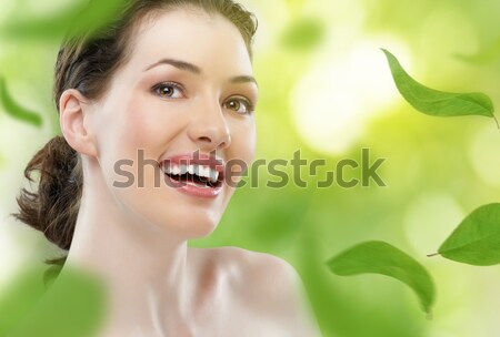 Belleza retrato nina verde mujer sonrisa Foto stock © choreograph