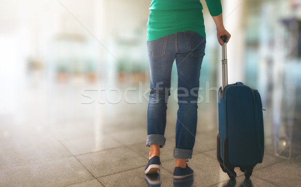 Lány bőrönd repülőtér nő utazás táska Stock fotó © choreograph