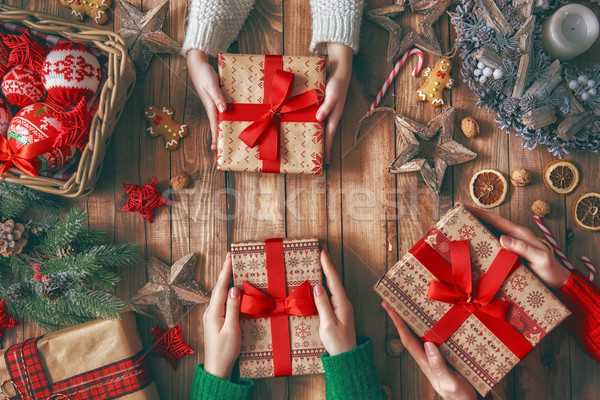 ストックフォト: クリスマス · 家族 · 伝統 · 陽気な · 幸せ · 休日