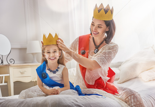 Stock fotó: Királynő · hercegnő · arany · boldog · szerető · család
