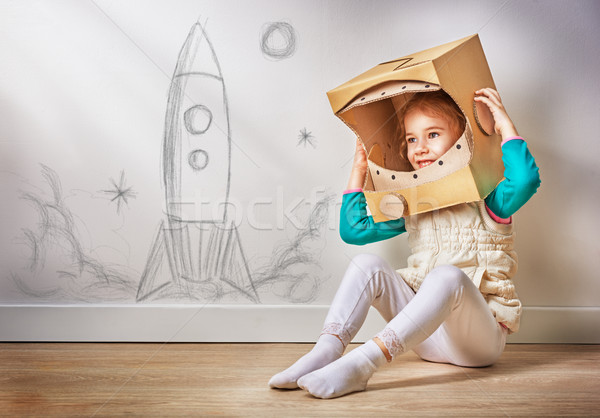 Astronot çocuk kostüm gülümseme takım elbise genç Stok fotoğraf © choreograph