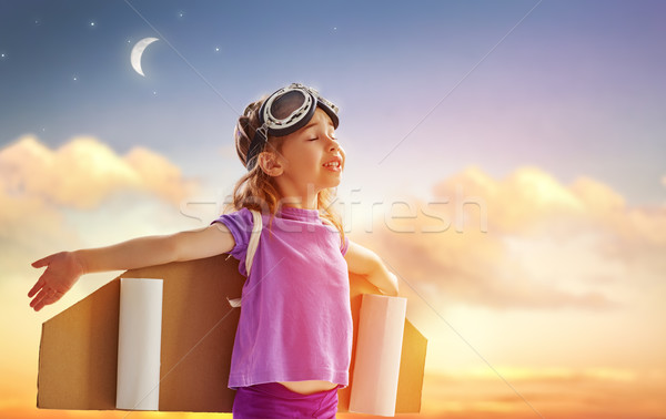 Astronot çocuk kostüm kız gülümseme yaz Stok fotoğraf © choreograph