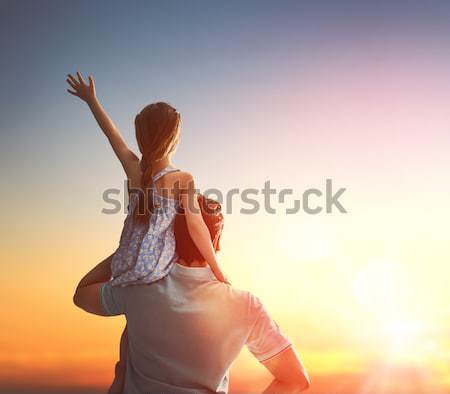 [[stock_photo]]: Fille · astronaute · peu · enfant · coucher · du · soleil · ciel