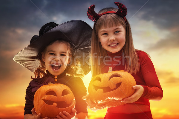 Szczęśliwy siostry halloween dwa funny dzieci Zdjęcia stock © choreograph