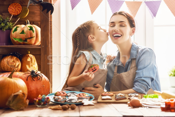 Stockfoto: Familie · halloween · moeder · dochter · home