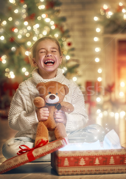Stok fotoğraf: Kız · hediye · noel · ağacı · neşeli · Noel · mutlu