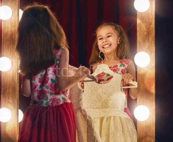 Aranyos kicsi fashionista boldog gyermek lány Stock fotó © choreograph
