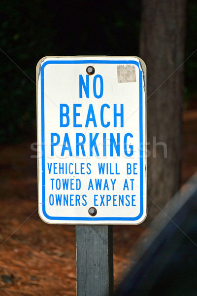No Beach Parking sign Stock photo © chrisbradshaw
