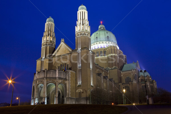 Basílica sagrado corazón Bruselas anochecer edificio Foto stock © chrisdorney
