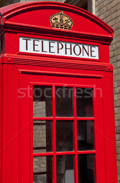 Czerwony telefon polu Londyn telefonu komunikacji Zdjęcia stock © chrisdorney