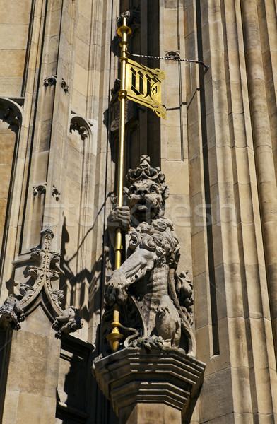 Detalle arquitectónico casas parlamento Londres león estatua Foto stock © chrisdorney