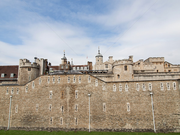 башни Лондон средневековых замок тюрьмы каменные Сток-фото © claudiodivizia