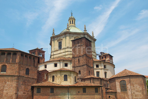 Biserică milano bazilica Italia oraş catedrală Imagine de stoc © claudiodivizia
