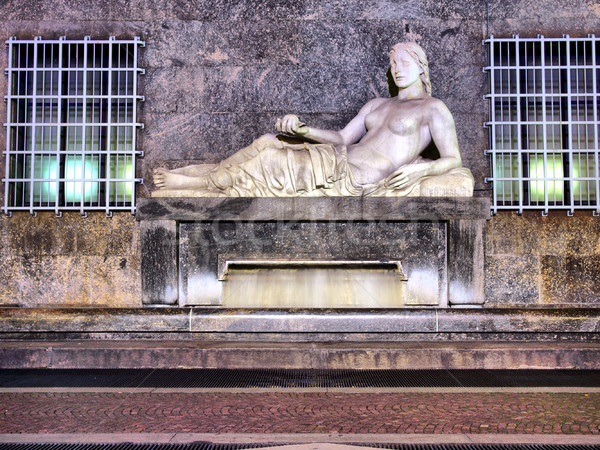 Statue rivière Italie élevé dynamique [[stock_photo]] © claudiodivizia