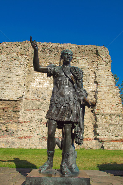 [[stock_photo]]: Empereur · statue · anciens · romaine · Londres · rétro