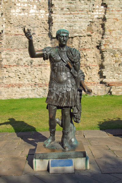 Empereur statue anciens romaine Londres rétro Photo stock © claudiodivizia