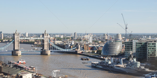 Tower Bridge Londra fiume thames acqua Europa Foto d'archivio © claudiodivizia