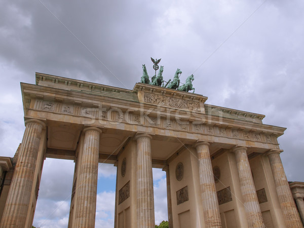 Berlijn Brandenburger Tor beroemd mijlpaal Duitsland deur Stockfoto © claudiodivizia