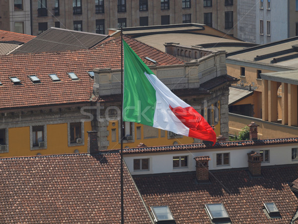 [[stock_photo]]: Drapeau · italien · Italie · toit · royal · palais · milan