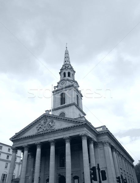 Kerk Londen velden vierkante hoog Stockfoto © claudiodivizia