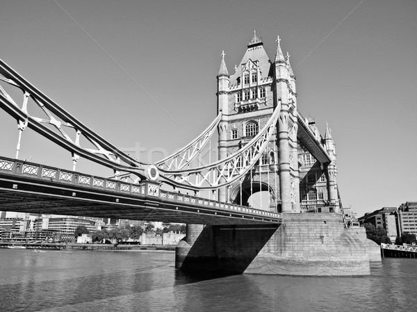 Tower Bridge Londra fiume thames acqua architettura Foto d'archivio © claudiodivizia