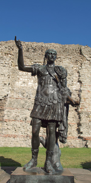 Császár szobor ősi római London építészet Stock fotó © claudiodivizia