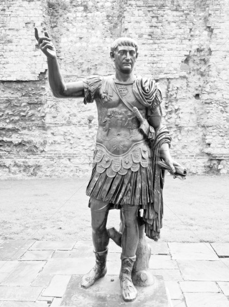 Keizer standbeeld oude Romeinse Londen retro Stockfoto © claudiodivizia