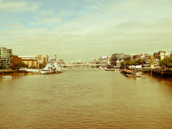 Retro schauen Fluss Thames London Jahrgang Stock foto © claudiodivizia