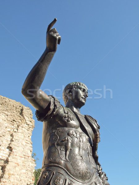 Keizer standbeeld oude Romeinse Londen architectuur Stockfoto © claudiodivizia