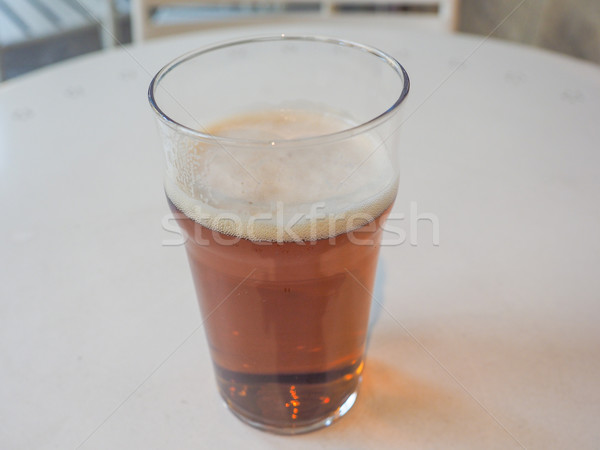 Ale piwa pół kwarty brytyjski publikacji tabeli Zdjęcia stock © claudiodivizia