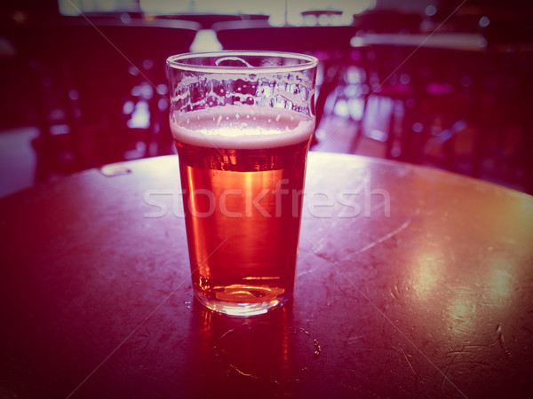 Pint bira bağbozumu bakıyor İngilizce acı Stok fotoğraf © claudiodivizia