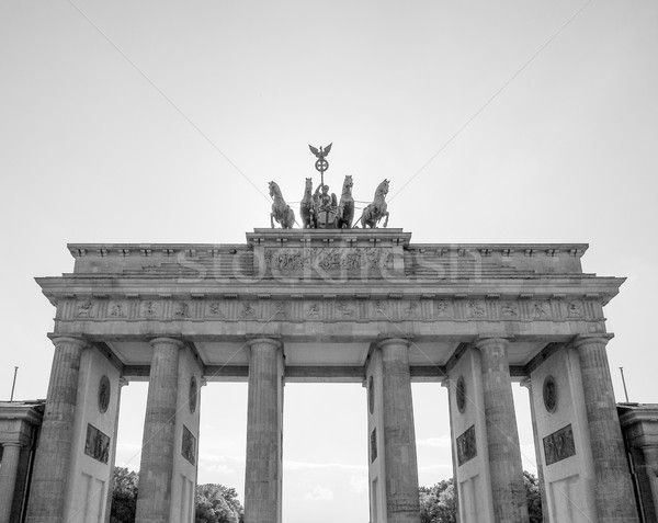 ストックフォト: ベルリン · ブランデンブルグ門 · 有名な · ランドマーク · ドイツ · 黒白