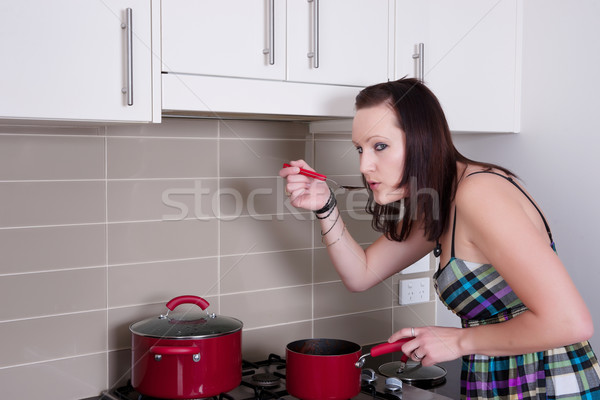 Cocina cocina mujer alimentos femenino Foto stock © clearviewstock