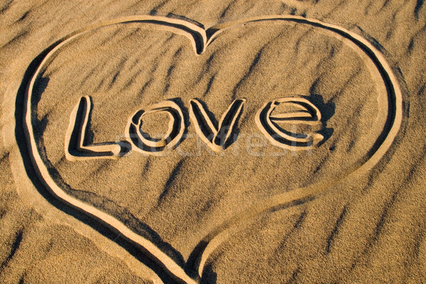 Zand tekeningen hart zomer tijd alleen Stockfoto © cmcderm1