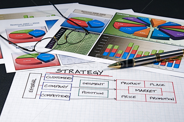 бизнеса Бизнес-стратегия дизайна очки Сток-фото © cmcderm1