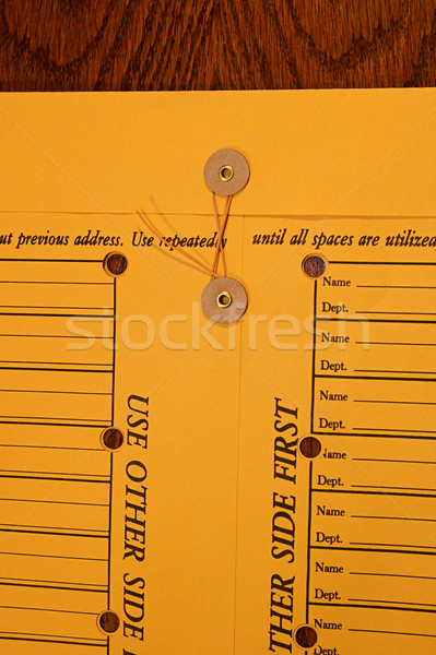 Mémo enveloppe chaîne bureau dossier jaune Photo stock © cmcderm1