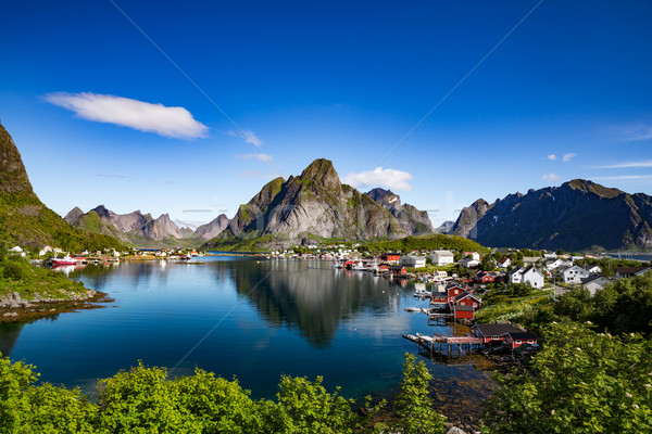 Archipiélago Noruega paisaje dramático montanas Foto stock © cookelma