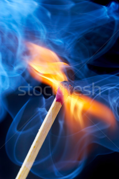 Fotografia palenie meczu dymu czarny drewna Zdjęcia stock © cookelma