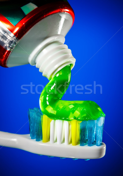 Tandpasta tandenborstel Blauw groene geneeskunde druk Stockfoto © cookelma